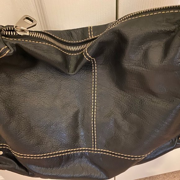 Fossil Soft Black Leather Shoulder Purse Handbag - Picture 2 of 5